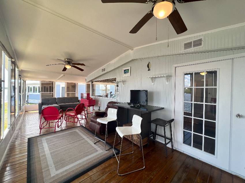 327 3rd St Dr W #13 a Palmetto, FL Mobile or Manufactured Home for Sale